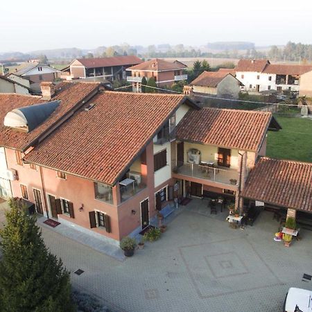 Agriturismo La Ca 'D Majin Poirino المظهر الخارجي الصورة