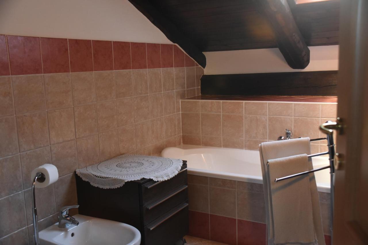 Agriturismo La Ca 'D Majin Poirino المظهر الخارجي الصورة